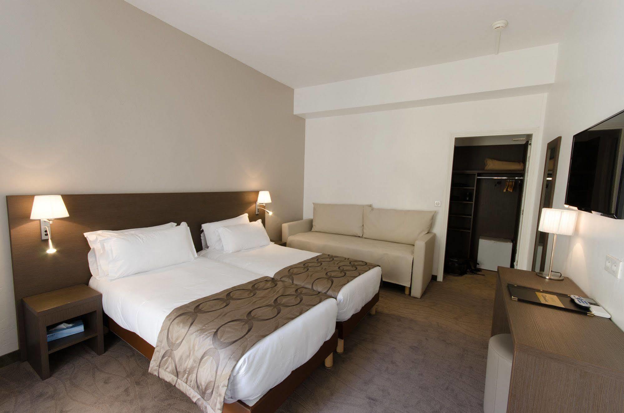 קאן Hotel Carolina מראה חיצוני תמונה